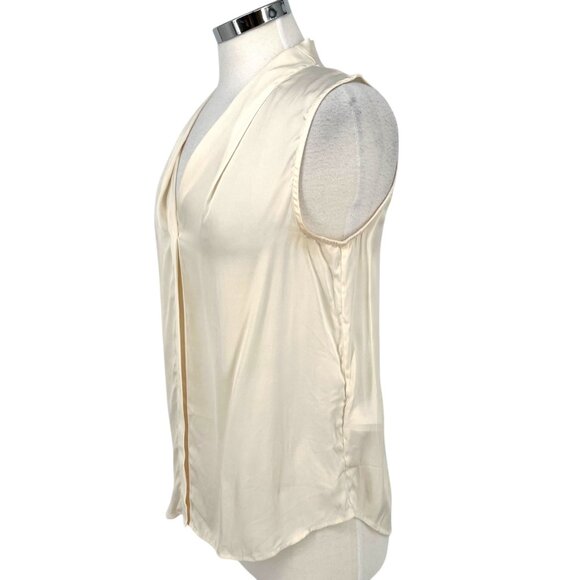 Quince Sleeveless Silk Blouse Stretch Ivory Cream Size Medium - Picture 4 of 10